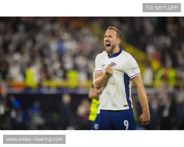 周强专访：从绿茵场到人生舞台的足球旅程回顾与展望