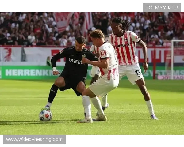 勒库森与莱红牛激战在即谁将赢得德甲巅峰对决的胜利