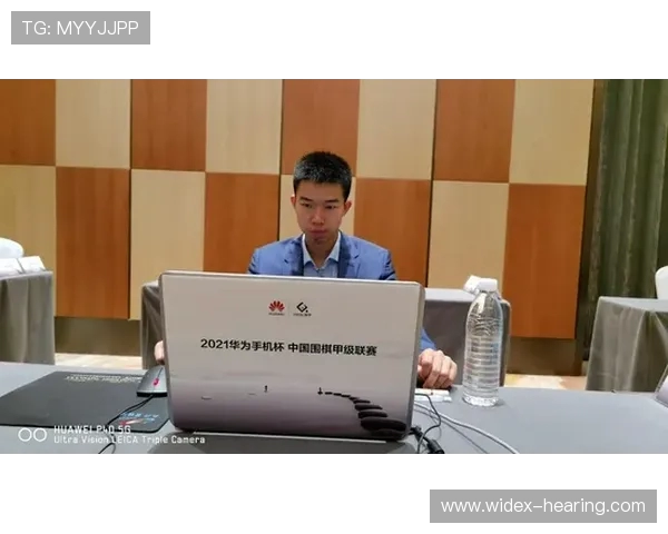 哈德菲尔迎战曼联全力争胜球迷期待精彩对决与精彩进球